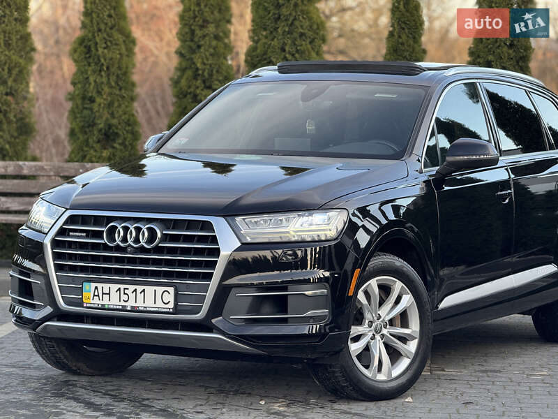 Внедорожник / Кроссовер Audi Q7 2017 в Надворной