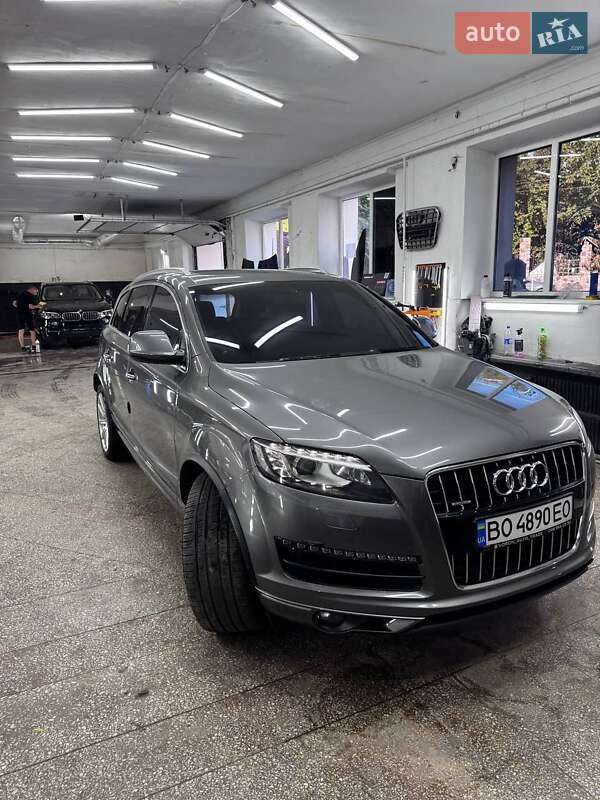Внедорожник / Кроссовер Audi Q7 2014 в Тернополе