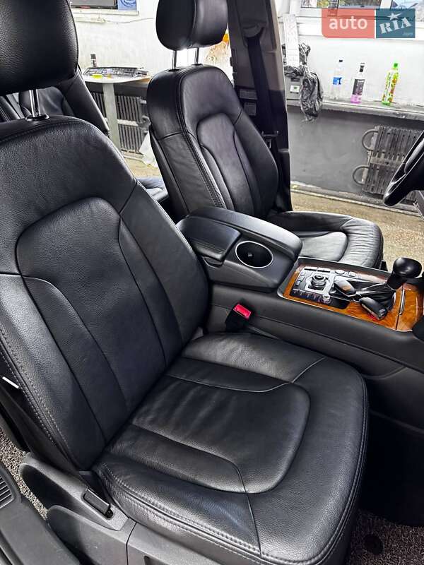 Внедорожник / Кроссовер Audi Q7 2014 в Тернополе