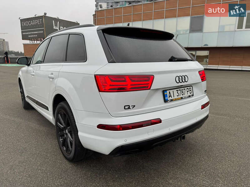 Внедорожник / Кроссовер Audi Q7 2018 в Киеве фото 6 Внедорожник / Кроссовер Audi Q7 2018 в Киеве