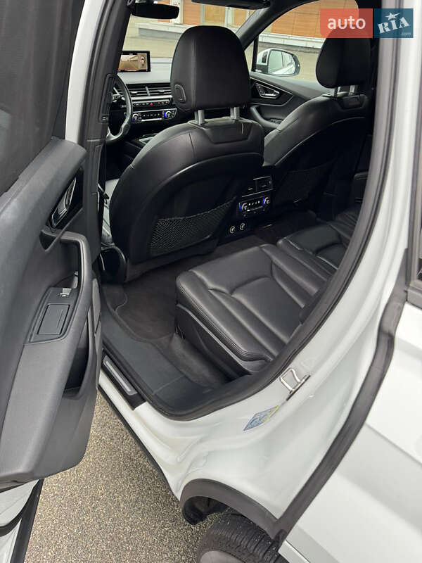 Внедорожник / Кроссовер Audi Q7 2018 в Киеве фото 18 Внедорожник / Кроссовер Audi Q7 2018 в Киеве