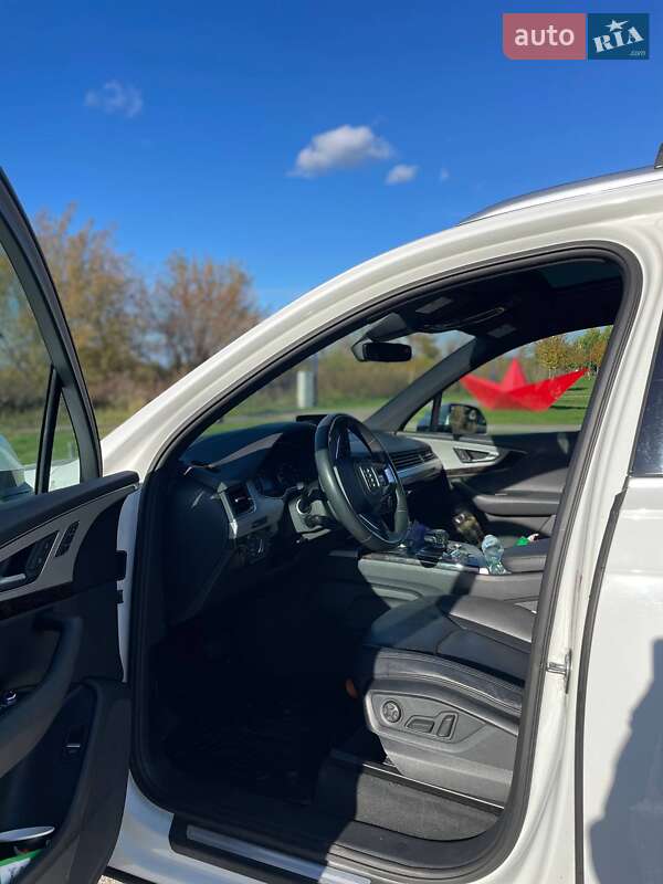 Внедорожник / Кроссовер Audi Q7 2018 в Ирпене фото 3 Внедорожник / Кроссовер Audi Q7 2018 в Ирпене