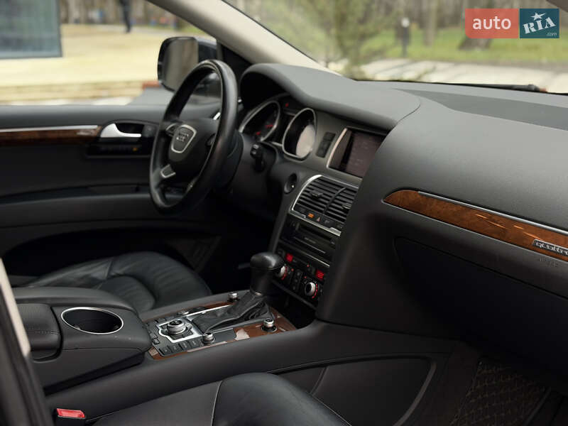 Внедорожник / Кроссовер Audi Q7 2015 в Тернополе фото 19 Внедорожник / Кроссовер Audi Q7 2015 в Тернополе