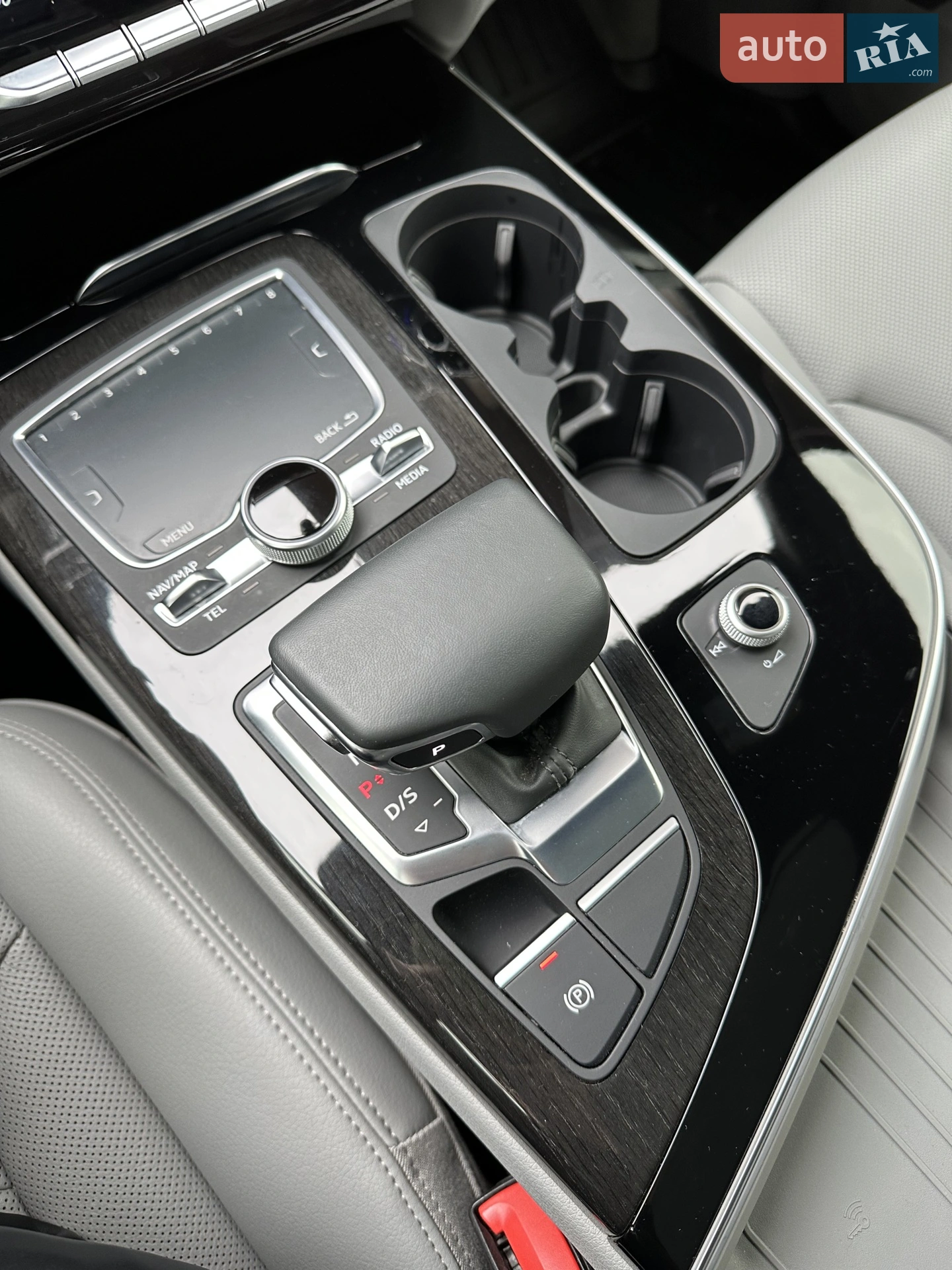 2017 Audi Q7 - мініатюра 4