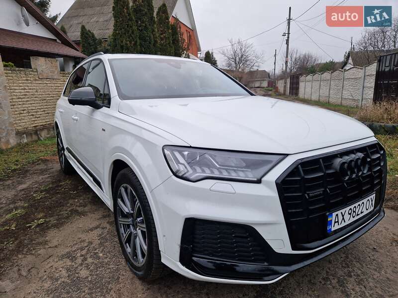 Внедорожник / Кроссовер Audi Q7 2023 в Киеве фото 4 Внедорожник / Кроссовер Audi Q7 2023 в Киеве