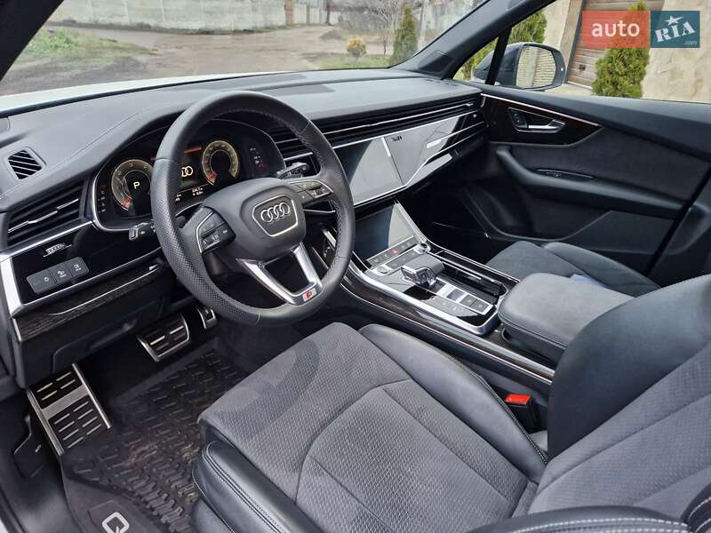 Внедорожник / Кроссовер Audi Q7 2023 в Киеве фото 22 Внедорожник / Кроссовер Audi Q7 2023 в Киеве