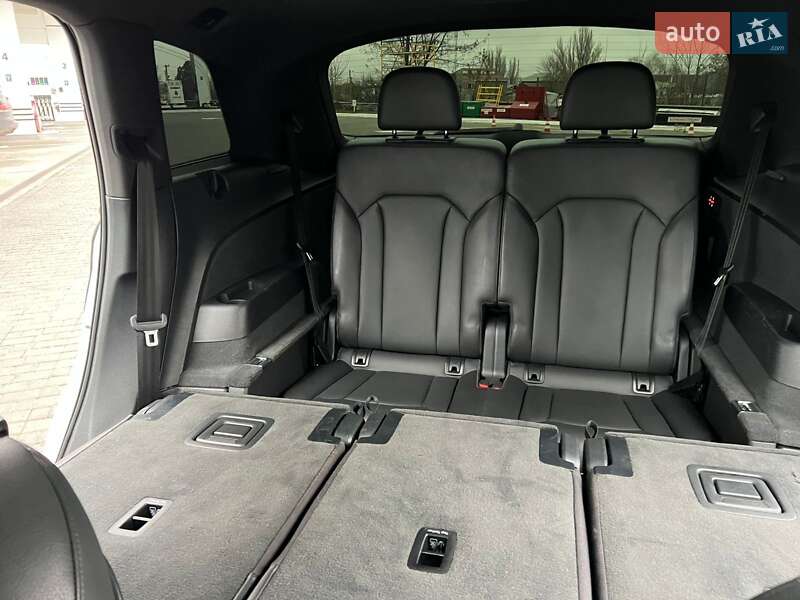 Внедорожник / Кроссовер Audi Q7 2015 в Одессе фото 23 Внедорожник / Кроссовер Audi Q7 2015 в Одессе