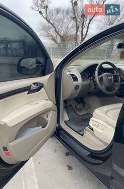 Внедорожник / Кроссовер Audi Q7 2006 в Черновцах