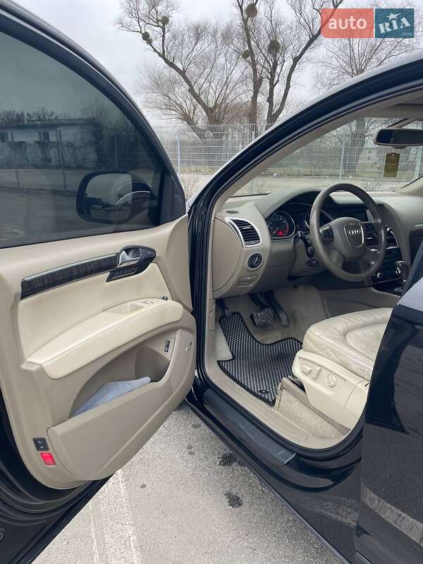 Внедорожник / Кроссовер Audi Q7 2006 в Черновцах фото 8 Внедорожник / Кроссовер Audi Q7 2006 в Черновцах