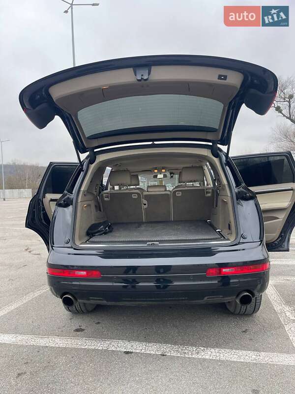 Внедорожник / Кроссовер Audi Q7 2006 в Черновцах фото 7 Внедорожник / Кроссовер Audi Q7 2006 в Черновцах