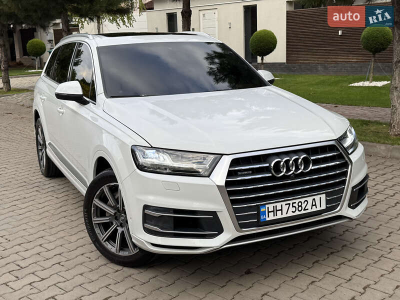 Внедорожник / Кроссовер Audi Q7 2018 в Одессе фото 8 Внедорожник / Кроссовер Audi Q7 2018 в Одессе