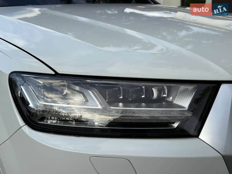 Внедорожник / Кроссовер Audi Q7 2018 в Одессе фото 39 Внедорожник / Кроссовер Audi Q7 2018 в Одессе