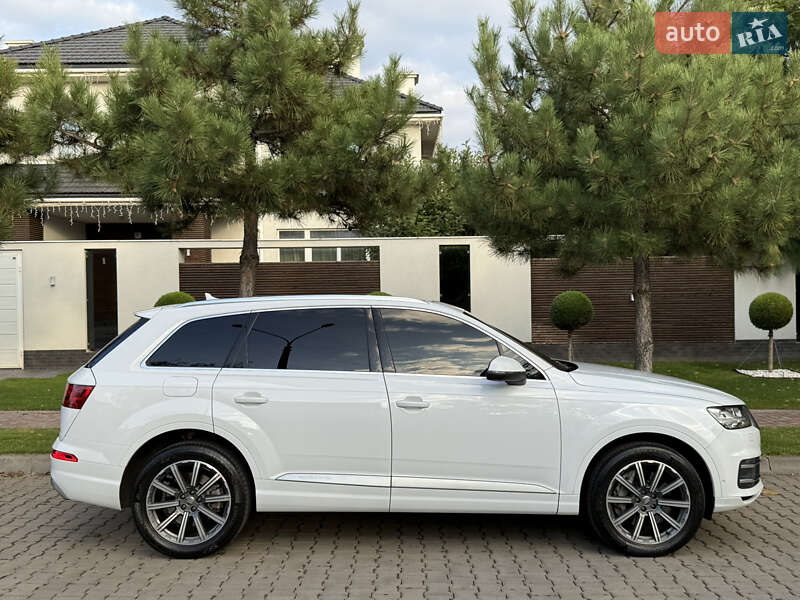 Внедорожник / Кроссовер Audi Q7 2018 в Одессе фото 47 Внедорожник / Кроссовер Audi Q7 2018 в Одессе