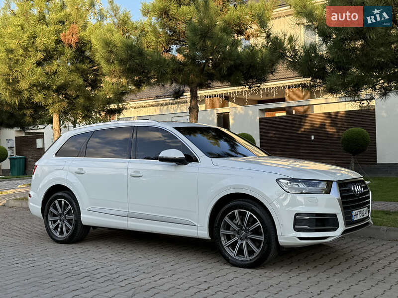 Внедорожник / Кроссовер Audi Q7 2018 в Одессе фото 54 Внедорожник / Кроссовер Audi Q7 2018 в Одессе