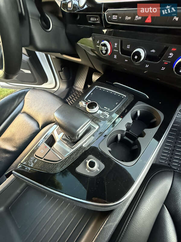 Внедорожник / Кроссовер Audi Q7 2018 в Одессе фото 112 Внедорожник / Кроссовер Audi Q7 2018 в Одессе