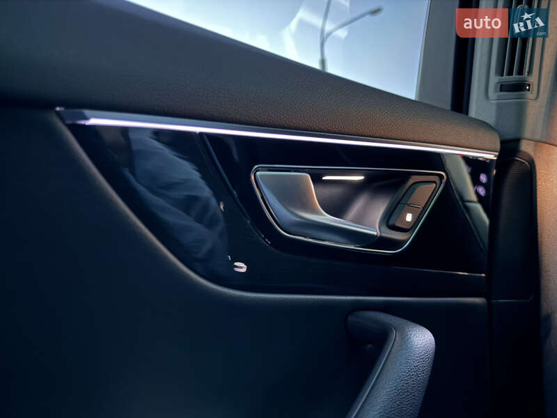 Внедорожник / Кроссовер Audi Q7 2018 в Одессе фото 126 Внедорожник / Кроссовер Audi Q7 2018 в Одессе