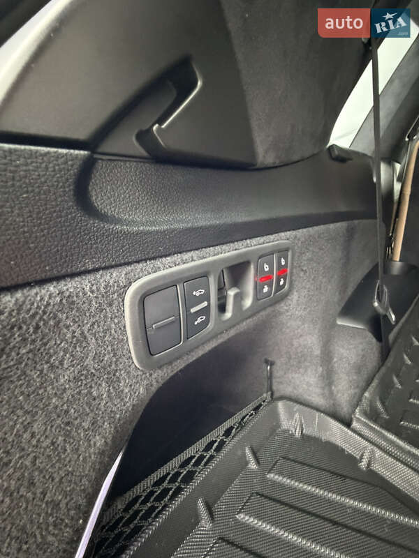 Внедорожник / Кроссовер Audi Q7 2023 в Львове фото 25 Внедорожник / Кроссовер Audi Q7 2023 в Львове