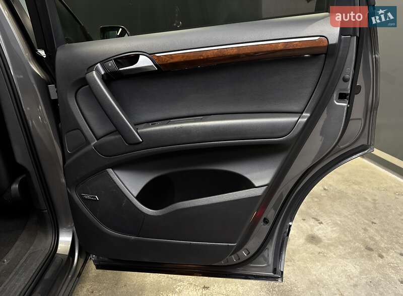 Внедорожник / Кроссовер Audi Q7 2013 в Киеве фото 40 Внедорожник / Кроссовер Audi Q7 2013 в Киеве