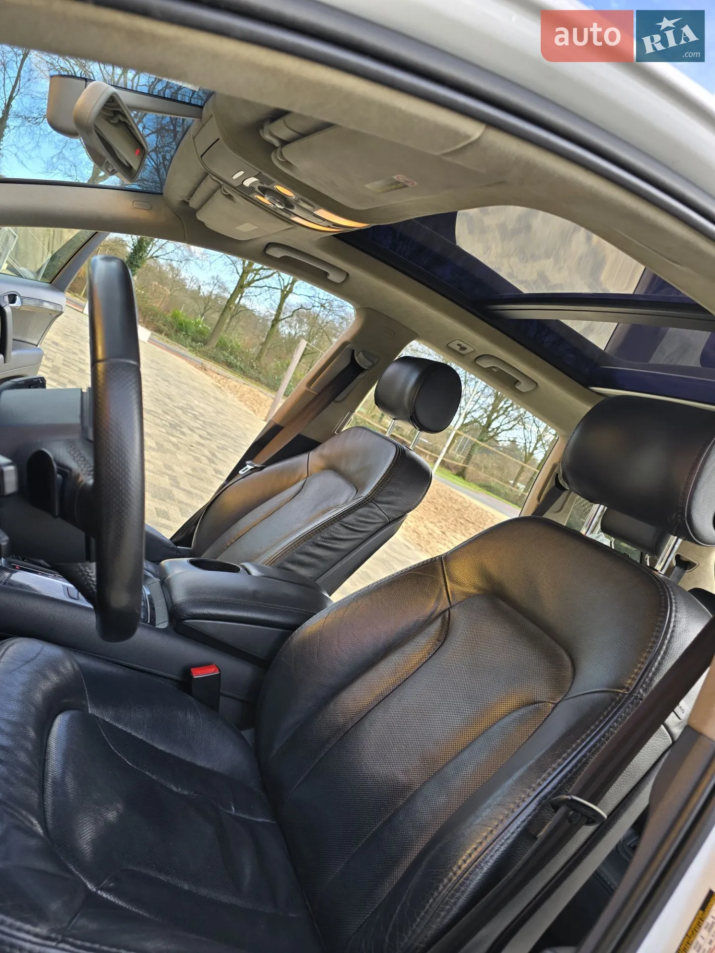 2010 Audi Q7 - мініатюра 11