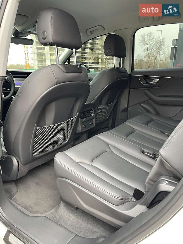 Внедорожник / Кроссовер Audi Q7 2023 в Киеве фото 25 Внедорожник / Кроссовер Audi Q7 2023 в Киеве
