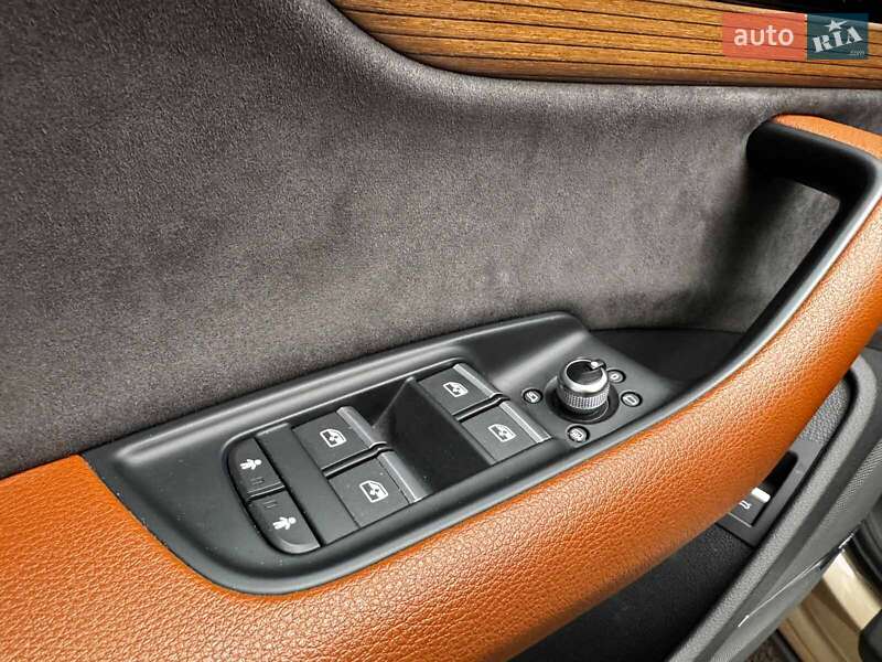 Внедорожник / Кроссовер Audi Q7 2018 в Киеве фото 15 Внедорожник / Кроссовер Audi Q7 2018 в Киеве