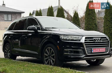 Позашляховик / Кросовер Audi Q7 2017 в Києві