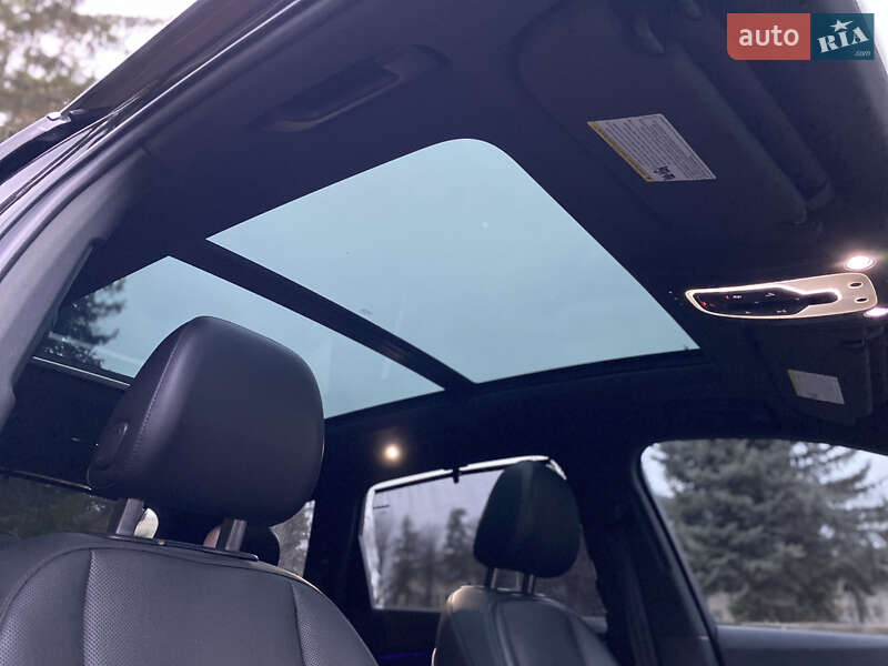 Внедорожник / Кроссовер Audi Q7 2016 в Соленом