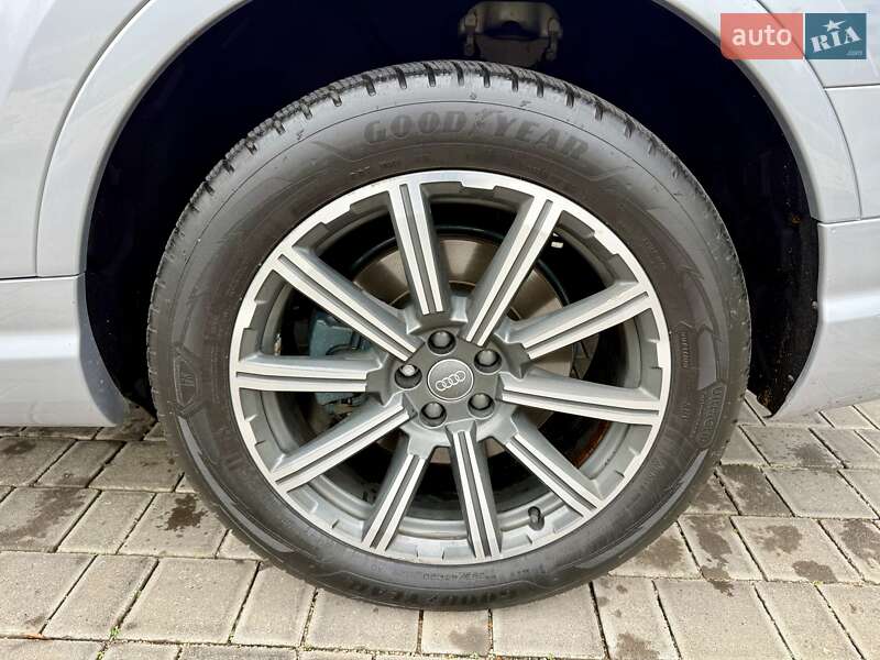 Внедорожник / Кроссовер Audi Q7 2015 в Одессе фото 30 Внедорожник / Кроссовер Audi Q7 2015 в Одессе