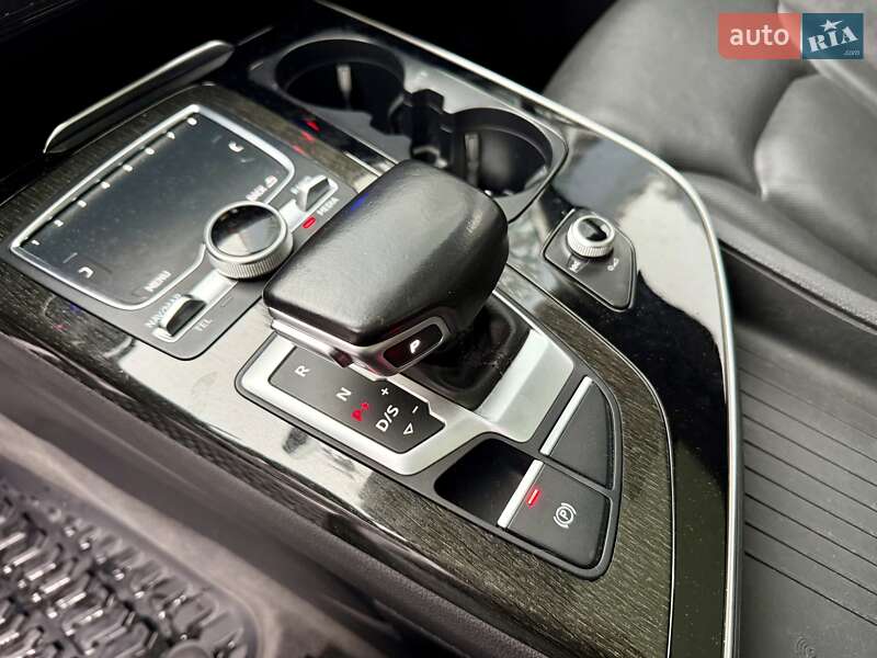 Внедорожник / Кроссовер Audi Q7 2015 в Одессе фото 46 Внедорожник / Кроссовер Audi Q7 2015 в Одессе