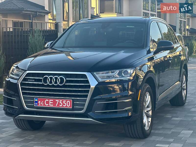 Внедорожник / Кроссовер Audi Q7 2017 в Киеве