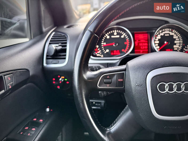 Внедорожник / Кроссовер Audi Q7 2011 в Львове фото 30 Внедорожник / Кроссовер Audi Q7 2011 в Львове