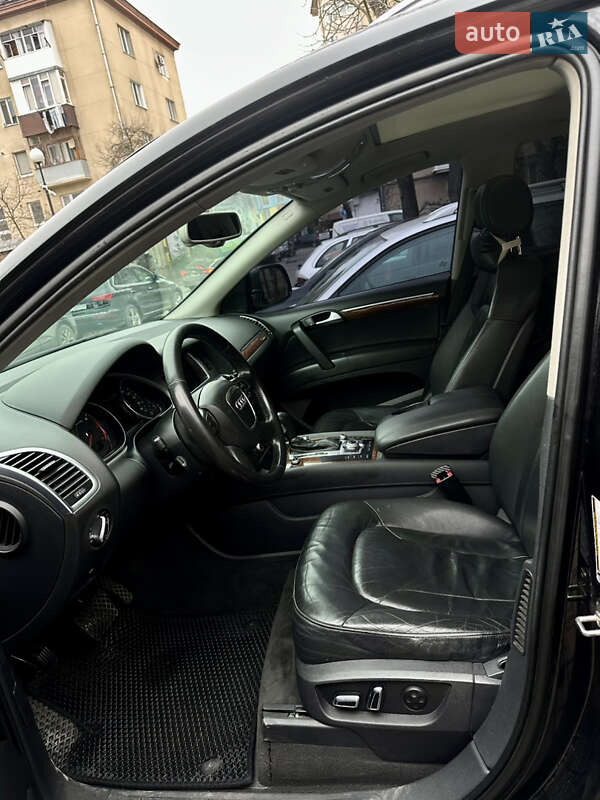 Внедорожник / Кроссовер Audi Q7 2010 в Ивано-Франковске