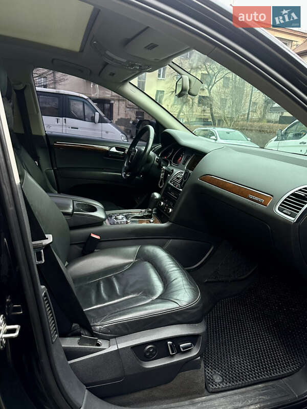 Внедорожник / Кроссовер Audi Q7 2010 в Ивано-Франковске