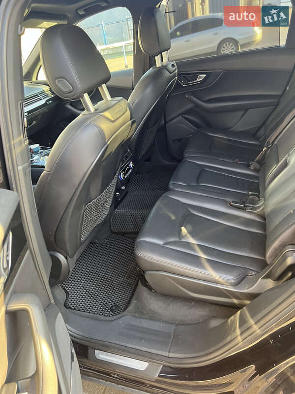 Внедорожник / Кроссовер Audi Q7 2016 в Черновцах фото 7 Внедорожник / Кроссовер Audi Q7 2016 в Черновцах