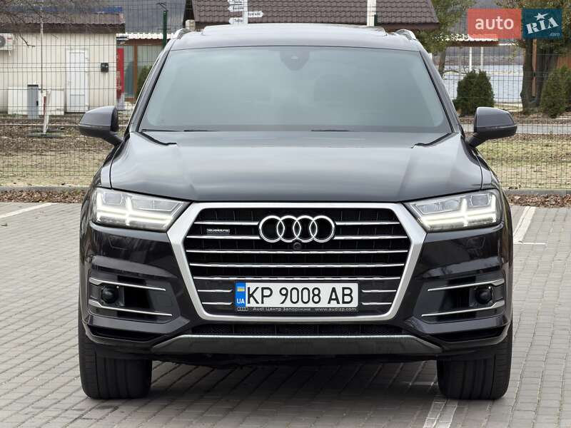 Внедорожник / Кроссовер Audi Q7 2018 в Запорожье