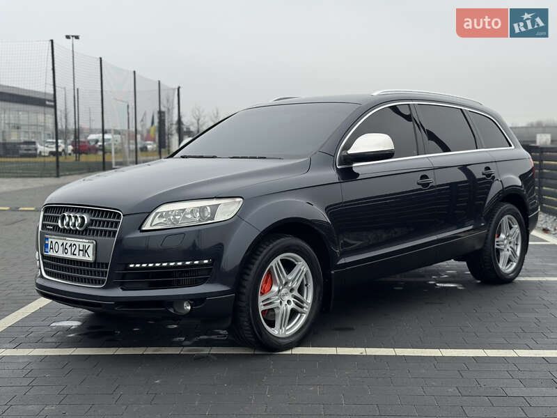 Внедорожник / Кроссовер Audi Q7 2007 в Мукачево