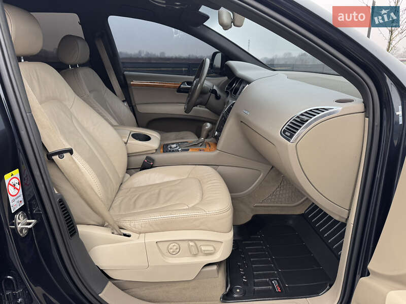 Внедорожник / Кроссовер Audi Q7 2007 в Мукачево