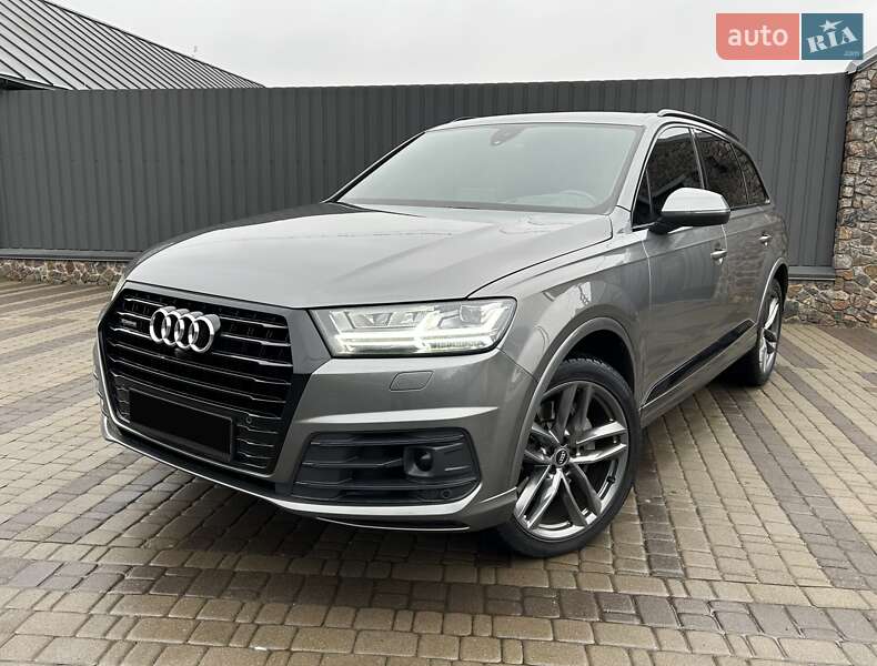 Внедорожник / Кроссовер Audi Q7 2017 в Киеве