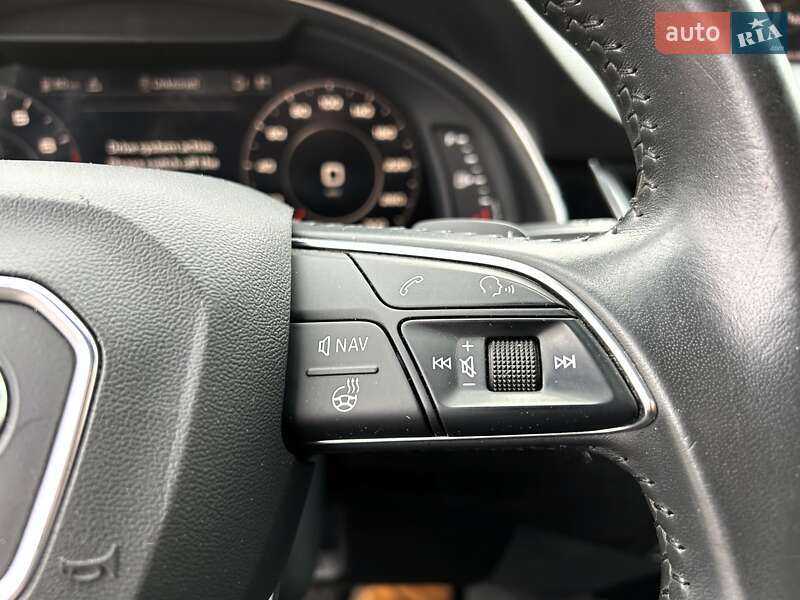 Внедорожник / Кроссовер Audi Q7 2017 в Киеве