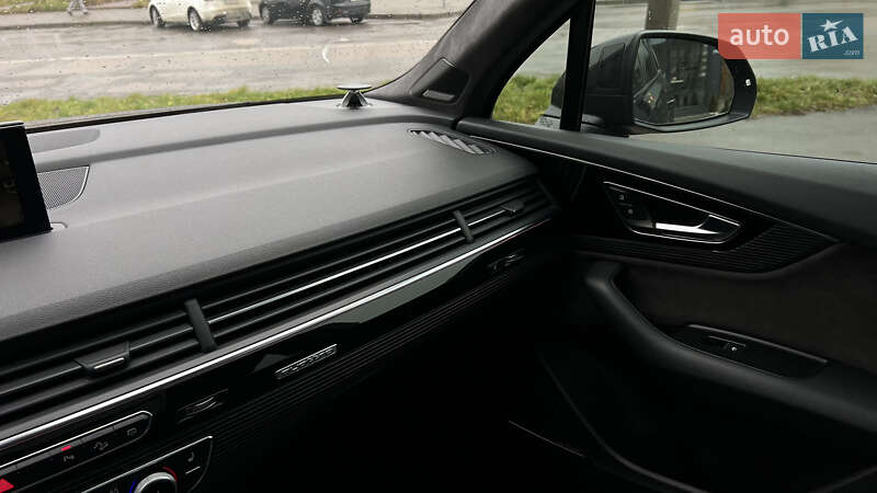 Внедорожник / Кроссовер Audi Q7 2018 в Львове фото 19 Внедорожник / Кроссовер Audi Q7 2018 в Львове