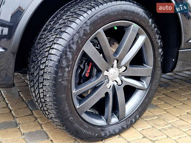 Внедорожник / Кроссовер Audi Q7 2015 в Тернополе