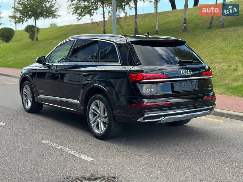 Внедорожник / Кроссовер Audi Q7 2020 в Киеве фото 8 Внедорожник / Кроссовер Audi Q7 2020 в Киеве