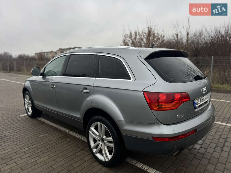 Внедорожник / Кроссовер Audi Q7 2006 в Дубно фото 13 Внедорожник / Кроссовер Audi Q7 2006 в Дубно