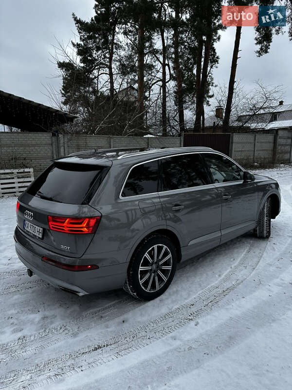 Внедорожник / Кроссовер Audi Q7 2016 в Броварах