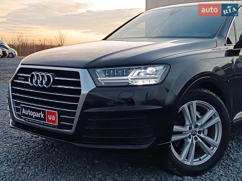 Внедорожник / Кроссовер Audi Q7 2015 в Львове