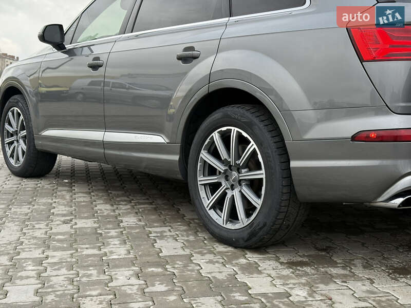 Внедорожник / Кроссовер Audi Q7 2016 в Ковеле