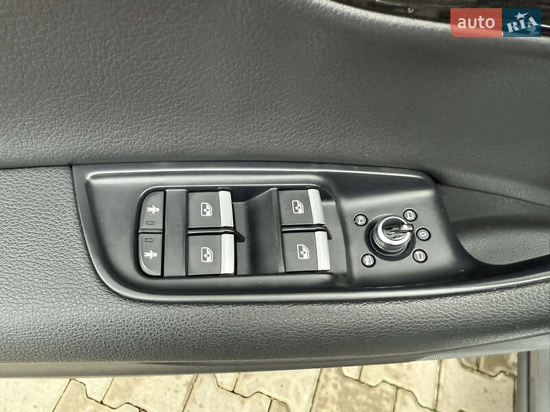 Внедорожник / Кроссовер Audi Q7 2016 в Ковеле