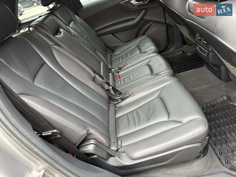 Внедорожник / Кроссовер Audi Q7 2016 в Ковеле