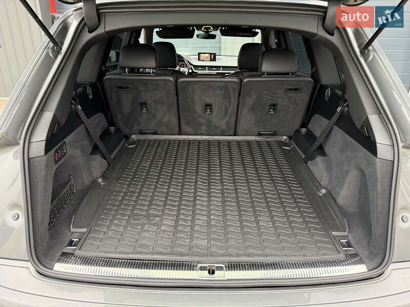 Внедорожник / Кроссовер Audi Q7 2016 в Ковеле