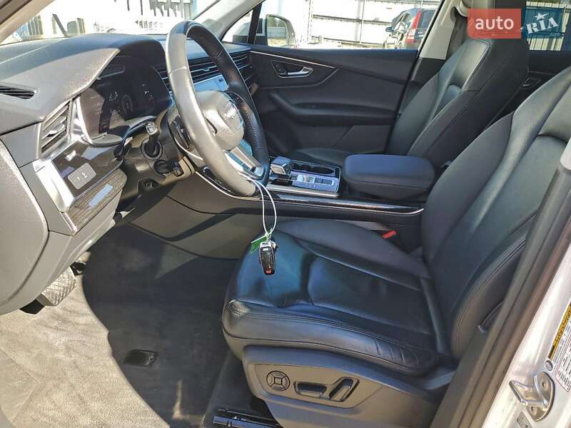 Внедорожник / Кроссовер Audi Q7 2019 в Киеве